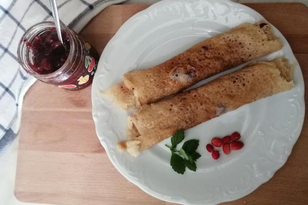 Palačinke brez jajc in mleka