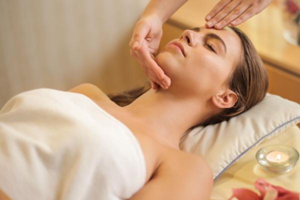 Nega suhe kože na obrazu